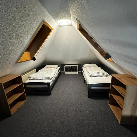 Doppelbettzimmer 2 Naehe Hamburg *